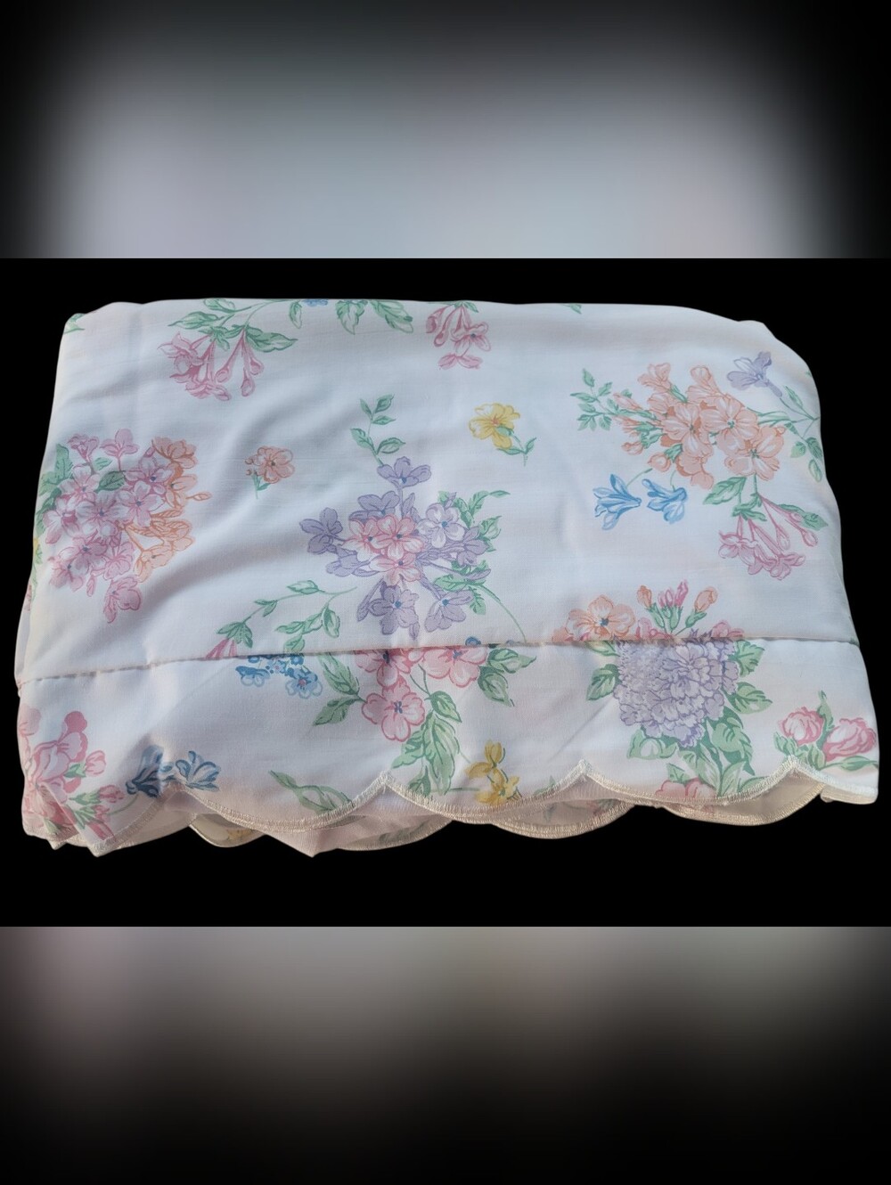 Vintage Charisma Pastel Floral Scalloped Twin Bedskirt - White Multicolor Blooms